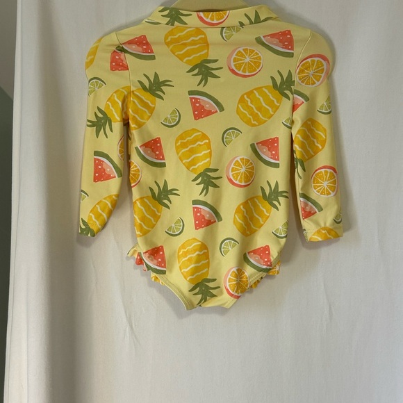 Carter's Lemon and Orange Print Baby Outfit size 6m - Picture 4 of 6